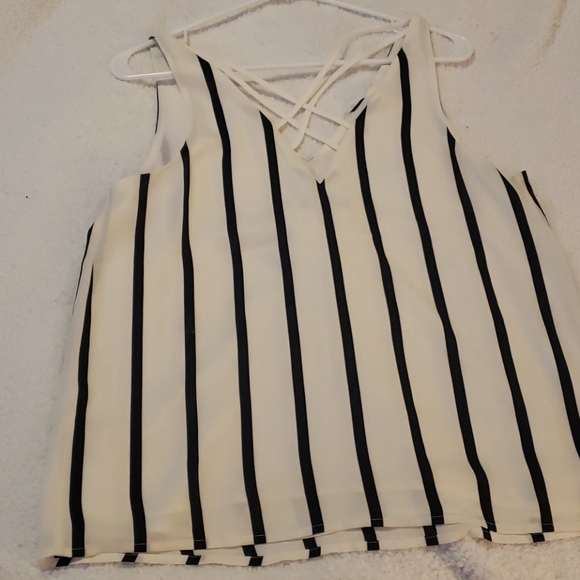 Stripped dress shirt - Picture 2 of 2